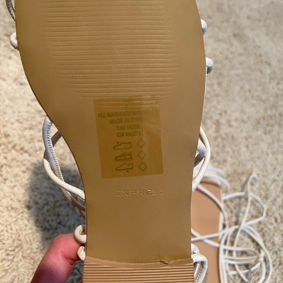 Express white sandals - Picture 4 of 6